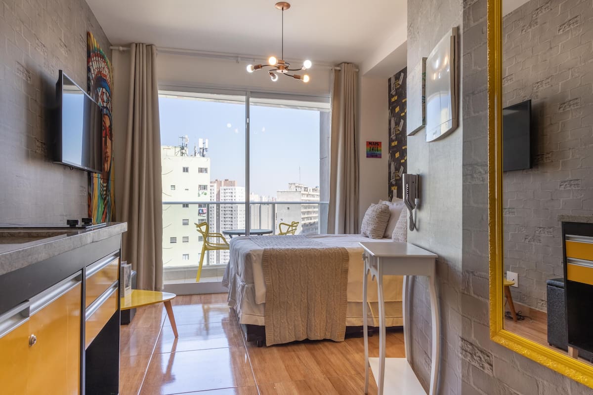 Monolocale Premium (368613) | 1 camera, biancheria da letto di alta qualità, una scrivania