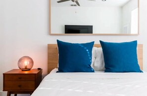 Signature Townhome, 2 Bedrooms, City View