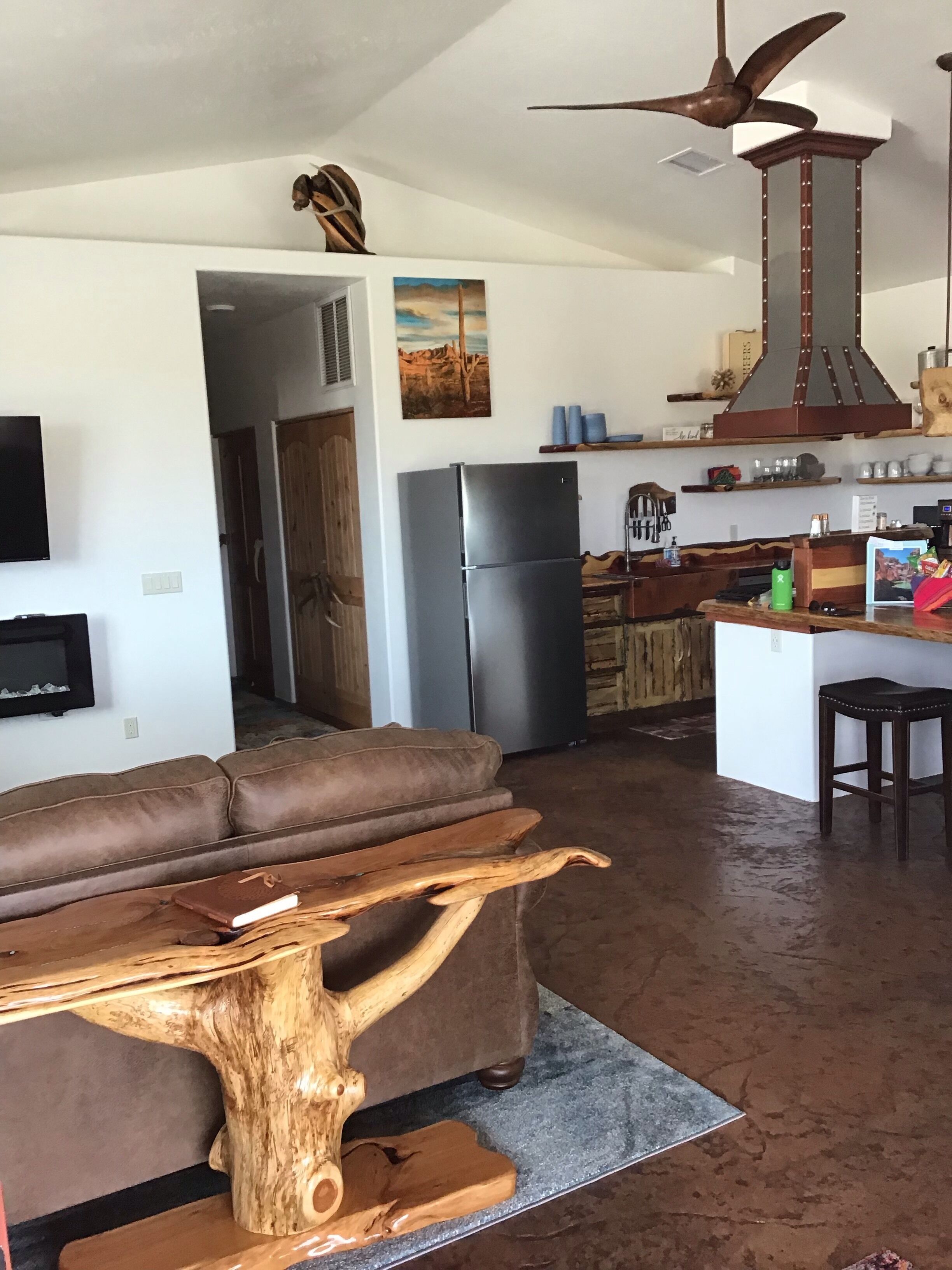 Fabulous views, wineries and close to all the local attractions. Private home