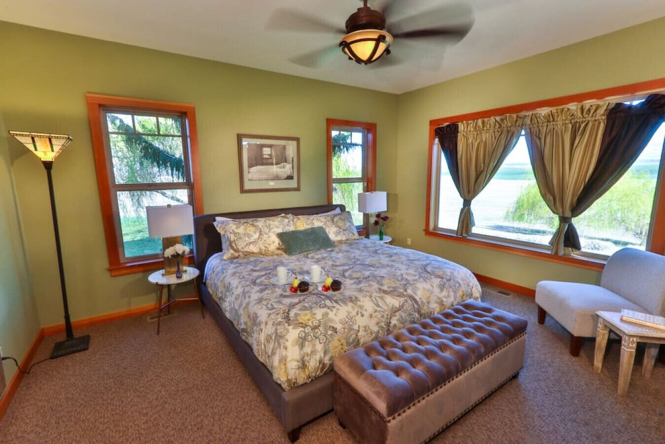 Birch Creek Vineyard · Birch Creek Vineyard - Stunning Views