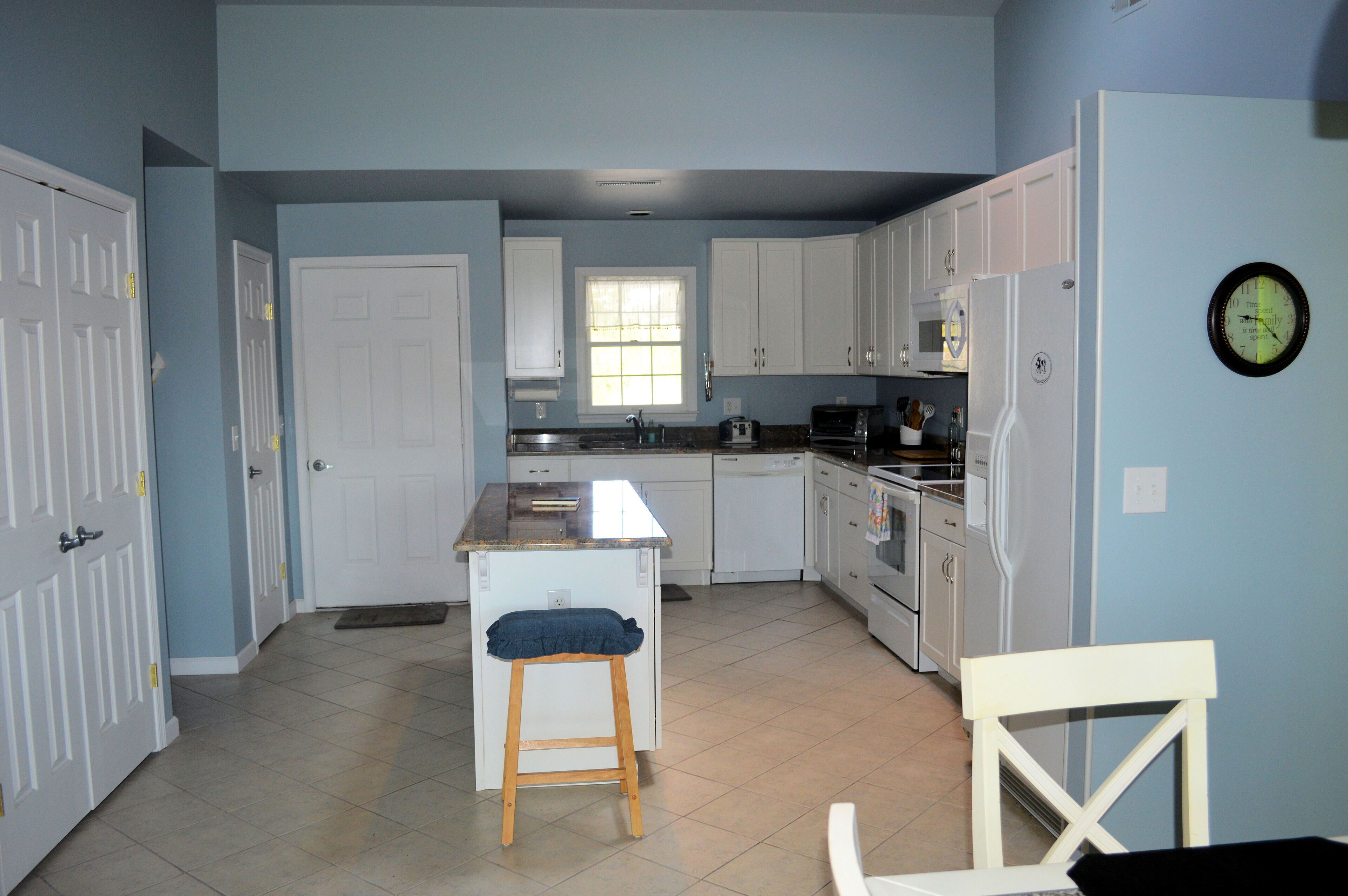 Sandy Moose - Waterfront - Single Family Home