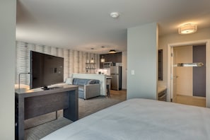 Studio, 1 King Bed with Sofa bed