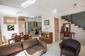 Smart TV, DVD player, music library, video library