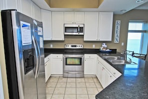 Condo, Multiple Beds (San Carlos 1001) | Private kitchen