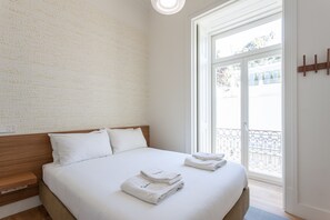 1 bedroom, iron/ironing board, bed sheets