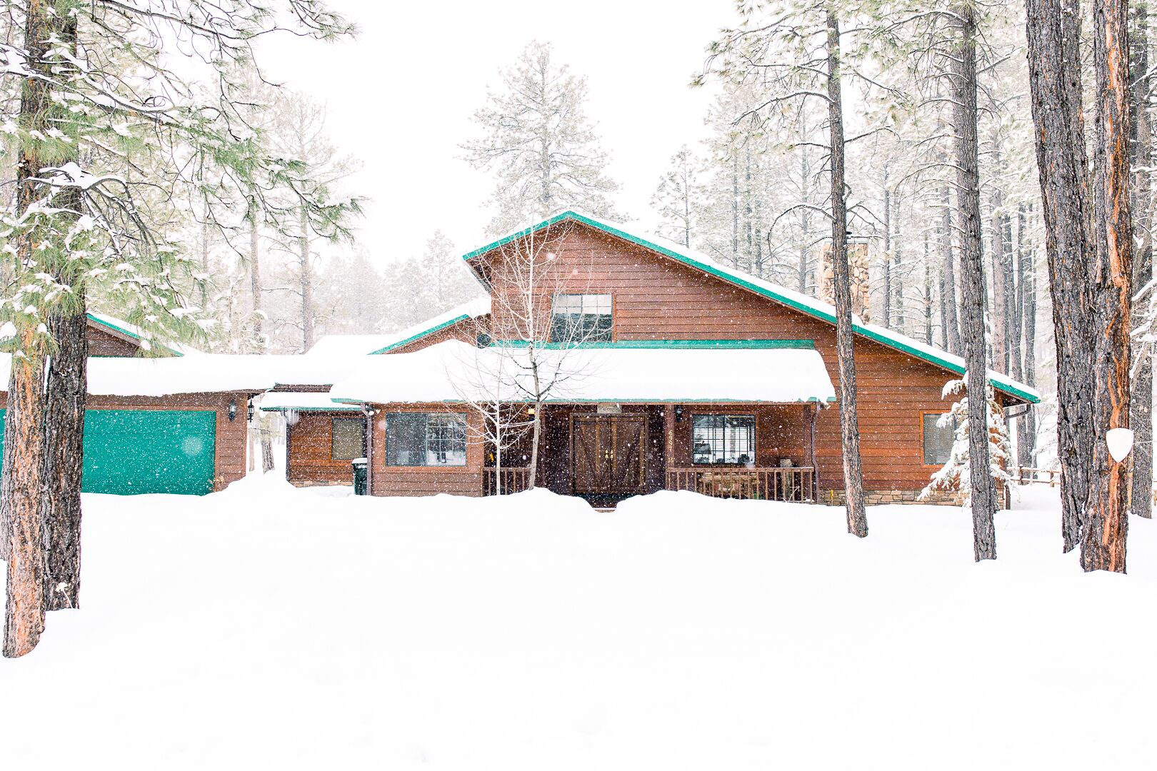 Geronimo on the 18th hole of Golf Course