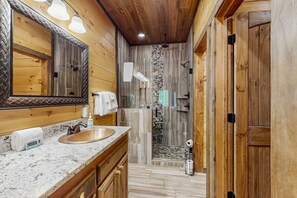Free toiletries, hair dryer, towels - Gorgeous home with wraparound deck, private hot tub, and full bar (Blue Ridge)