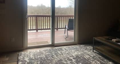 Spectacular Lake view! Cozy lake front home w/Kayaks, Great Wifi, Pet Friendly!