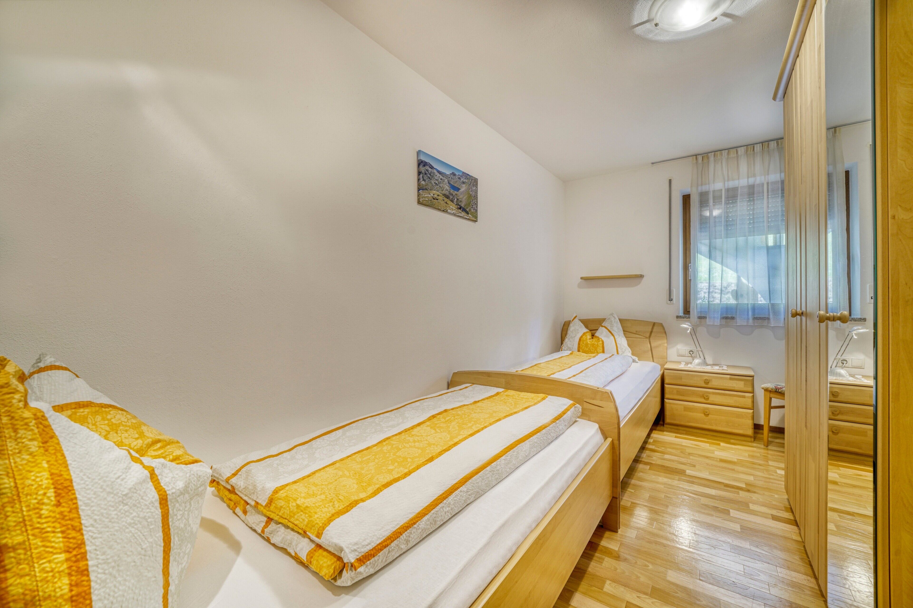 2 habitaciones, wifi gratis y ropa de cama 