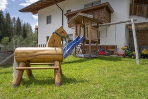 Children’s area - Holiday Apartment "Boznermüllerhof-Sonnenblume" with Balcony and View into Nature (Vöran)