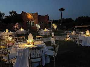 Área para banquetes al aire libre