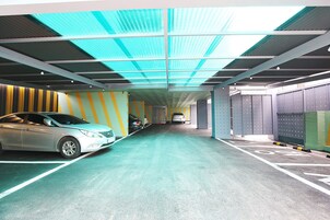 Estacionamiento gratis, valet parking gratis