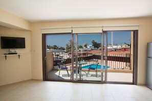 Interior - Apt. Toni, Modern 1BDR Ayia Napa Apt with Communal Pool, Close to Nissi Avenue (Ayia Napa)