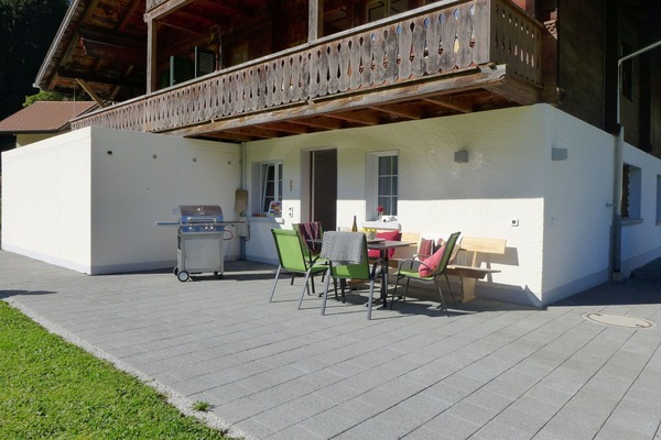 Eigentum, Pflanze, Stuhl, Gebäude, Die Architektur, Urban Design, Wohngebiet, Grundeigentum, Fassade, Baum