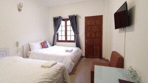Unclassified image, 3 of 23, button - OYO 894 Phu Tuong Hotel (Xuan Huong - Da Lat)