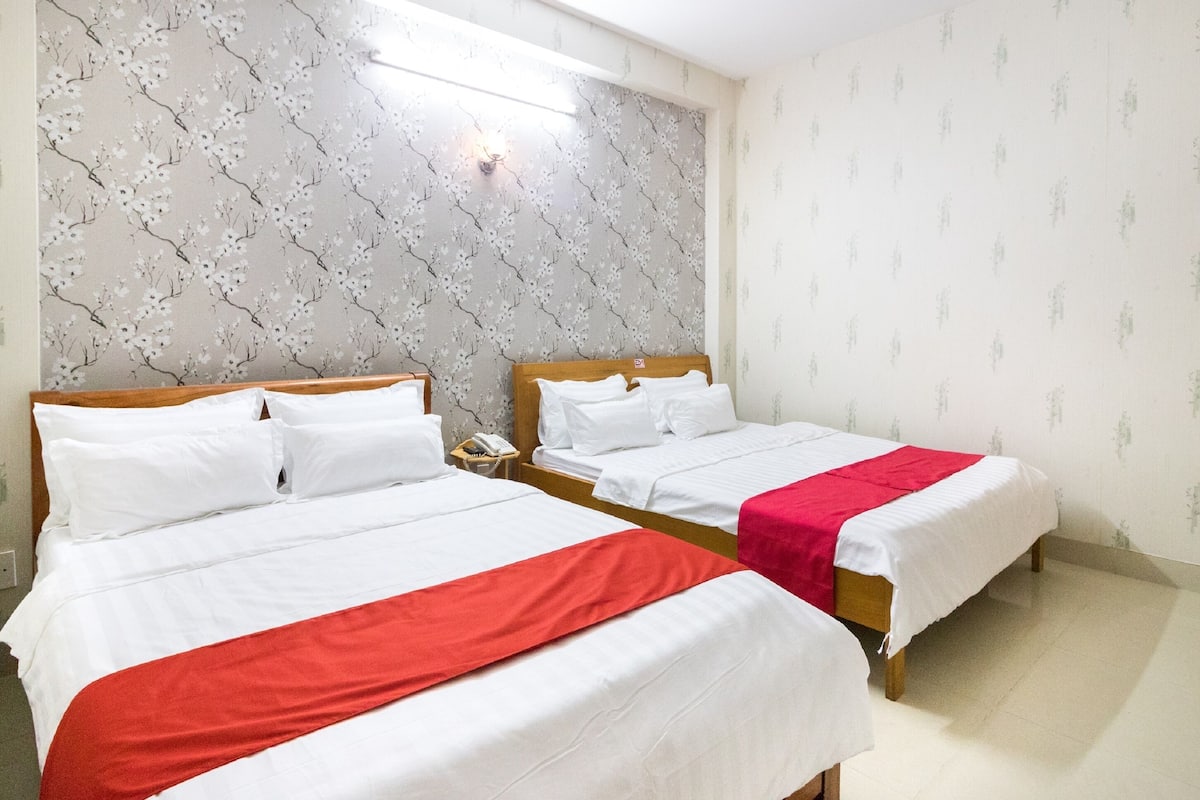 Chambre quadruple supérieure | Accès au Wi-Fi (inclus)