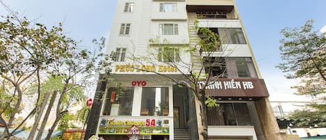 施設の正面