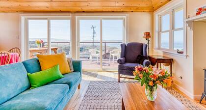 TheLookout- Where Beach Days Turn into the Best Days! Walk 2 Beach! Pup/WiFi