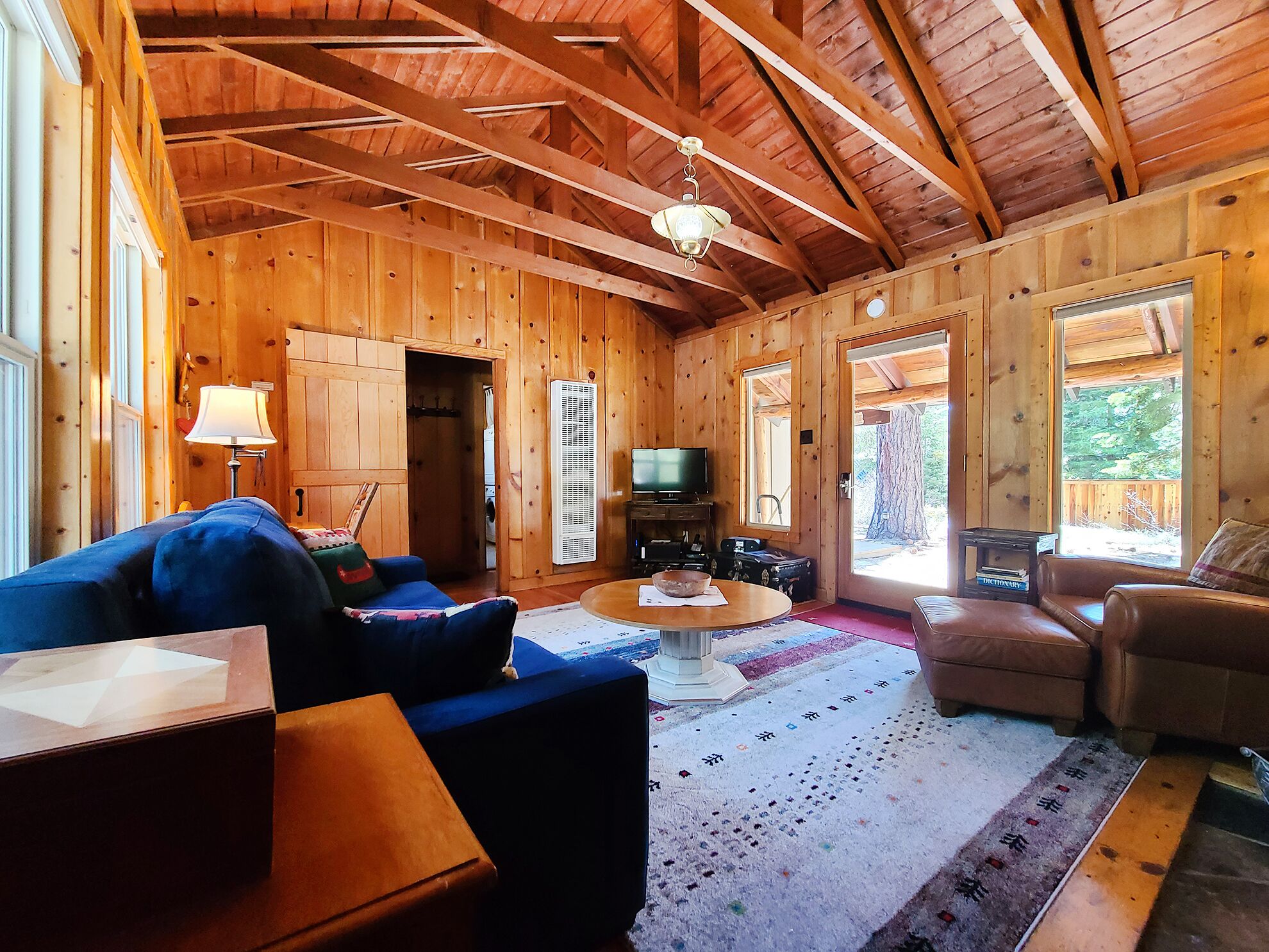 Cabin Fever - 1 bed, 1 bath * fireplace