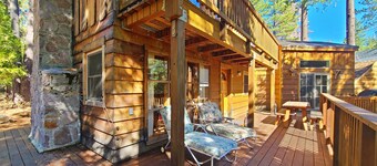 Gelber's Cabin - 3 bedroom, 2.5 bath - Creekside