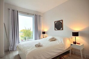 2 bedrooms, iron/ironing board, WiFi, wheelchair access - The Kaméléon, The cottage (Québec City)