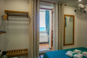 1 bedroom, free WiFi, bed sheets - Ventu de Ma Sea View Room #3 (Vernazza)