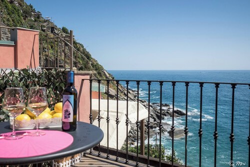 Refilea Sea View Tower with Views