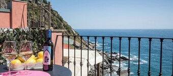 Refilea Sea View Tower with Views