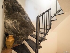 Interior - Refilea Sea View Tower with Views (Vernazza)