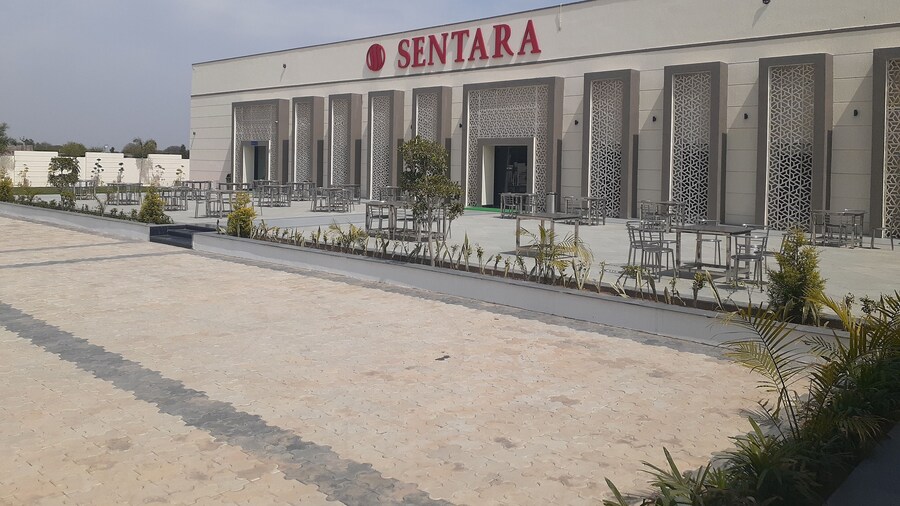Sentara Hotel and Resort