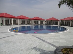 Indoor pool - Sentara Hotel and Resort (Kotputli)