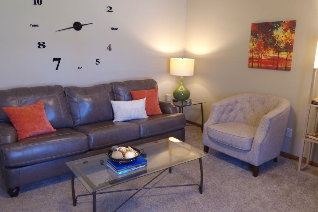 Just Perfect! Clean & Comfy Two-Bedroom Home!