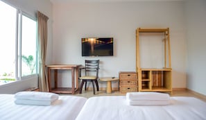 Blackout curtains, free WiFi, bed sheets - Seaman Resort (Ban Laem)
