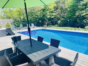 屋外プール、温水プール