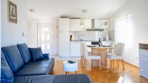 Unclassified image, 3 of 29, button - Apartment Jurica, (16111), Sali, hr (Sali)