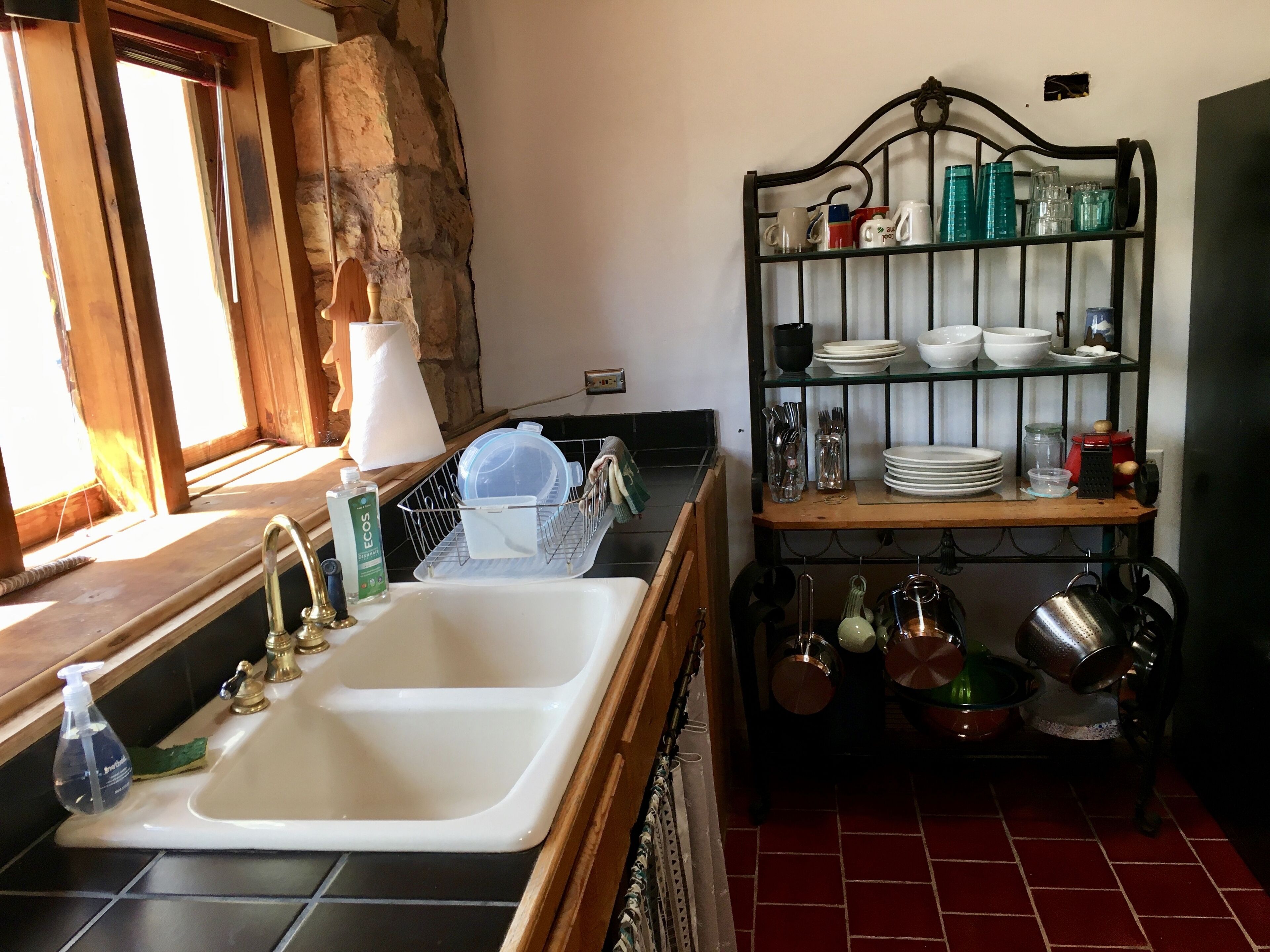 Beautifully restored cottage surrounded by the wilderness area of Vermilion Cliffs