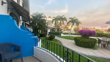 Vista al jardín