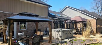 5BR Pool Retreat — Little 500 Weekend Available