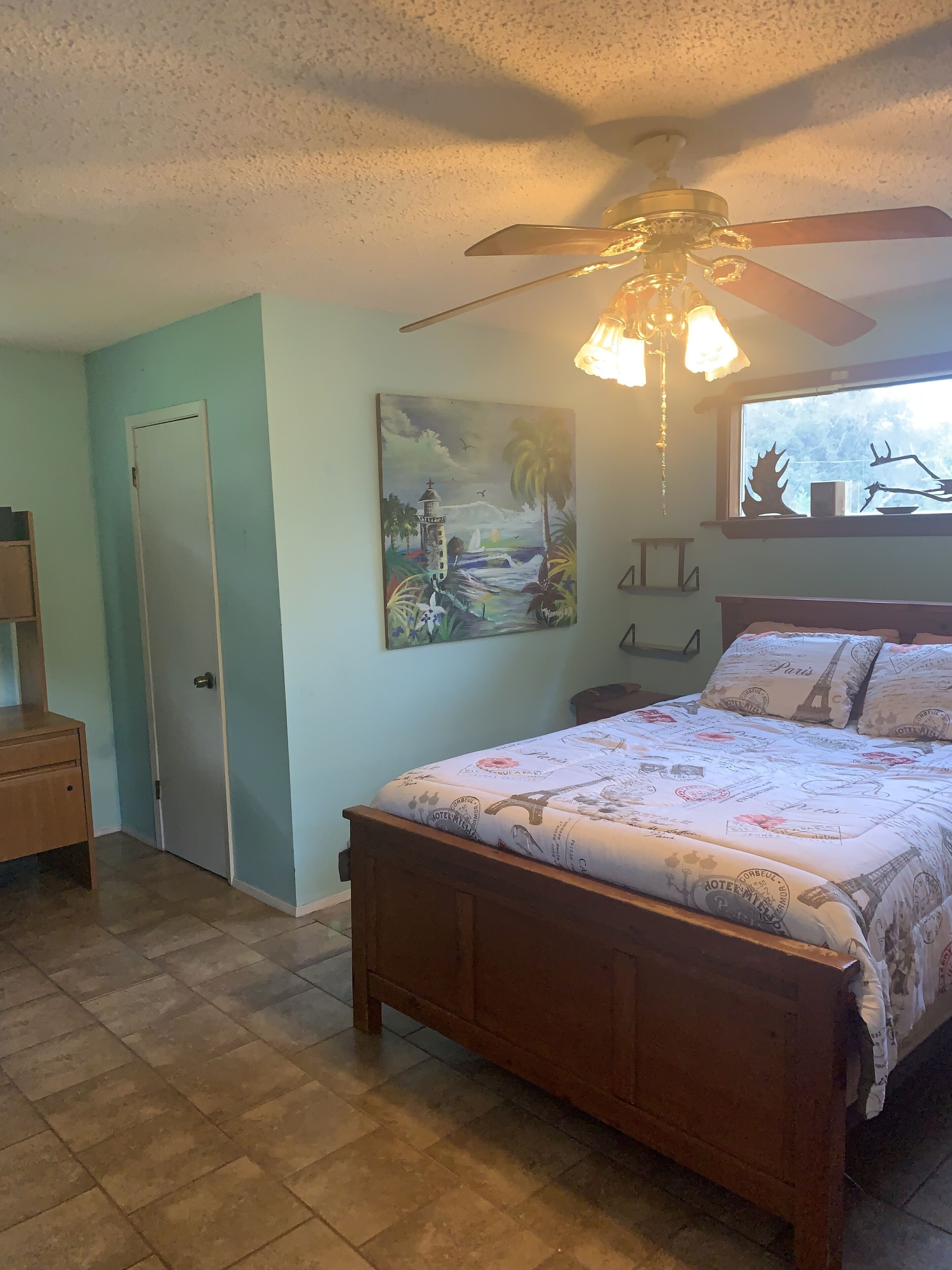 Master Bedroom at Rainbow's End