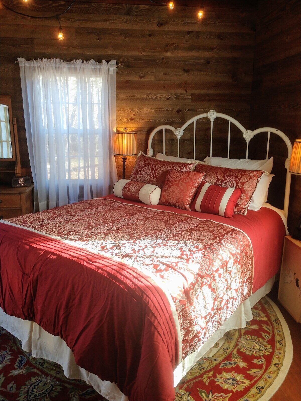 1 bedroom, iron/ironing board, WiFi (free), bed sheets