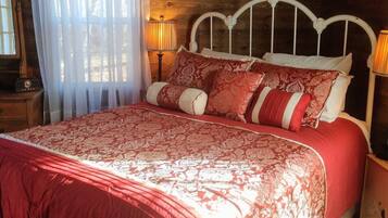 1 bedroom, iron/ironing board, WiFi (free), bed sheets