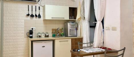 Mikrowelle, Kochgeschirr/Geschirr/Besteck