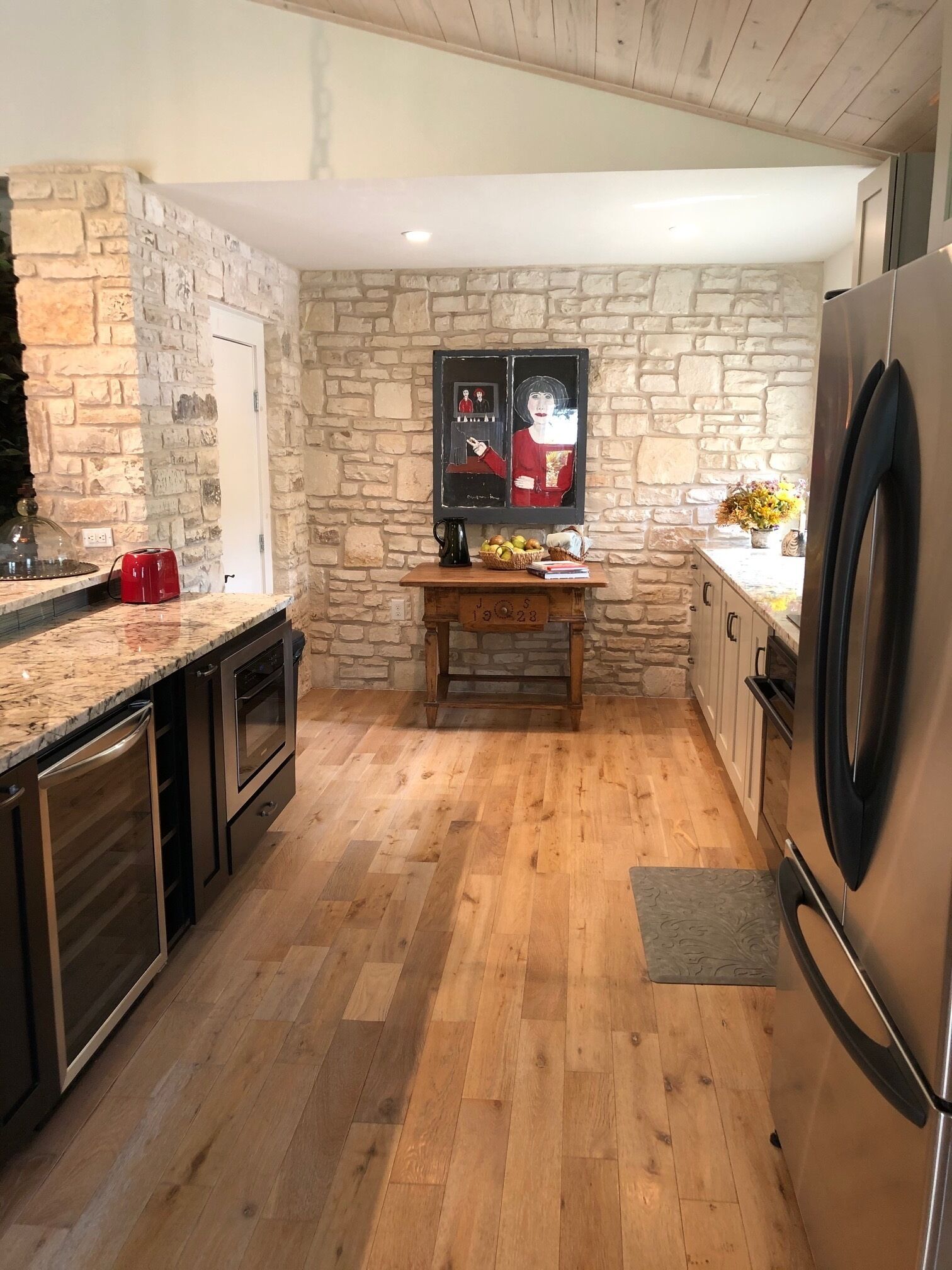   A Tx Hill Country haven,  pool, yard in the midst of Boerne & Comfort town.