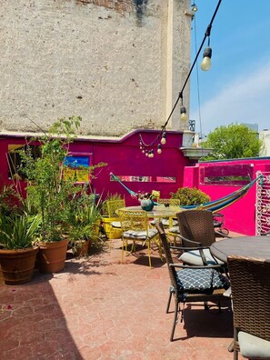 Terrace/patio - Free Spirit Hostel Guadalajara (Guadalajara)