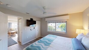 1 bedroom, iron/ironing board, WiFi, bed sheets - Via Roma Beach Resort - 1 Bedroom Garden View (Bradenton)
