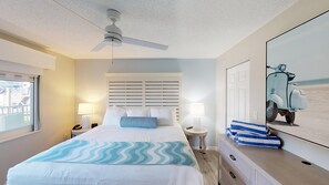 1 chambre, fer et planche à repasser, Wi-Fi, literie fournie