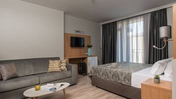 1 bedroom, internet, bed sheets