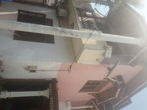 5 bedrooms, WiFi