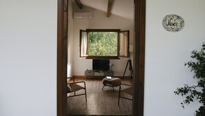 Family Room | Memory-foam beds, cots/infant beds, free rollaway beds, free WiFi - Agriturismo Pantalica Ranch (Sortino)