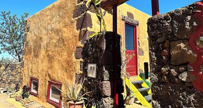 Rural home for 4 guests, art gallery inspired